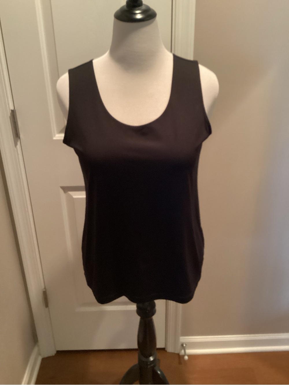 Chico's Black Scoop Neck Women's Tank Top